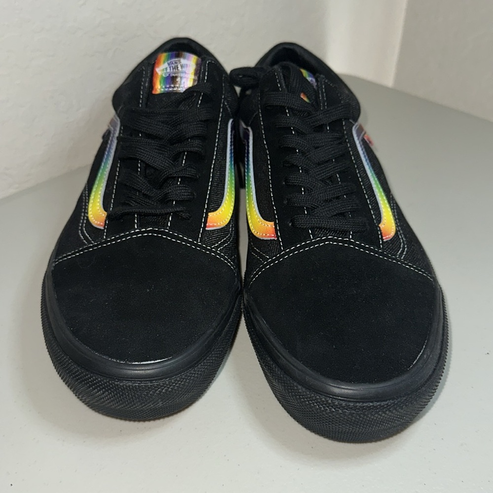 VANS SKATE OLD SKOOL NEW, size 13, very comfy, last one! VN0005W0E4F